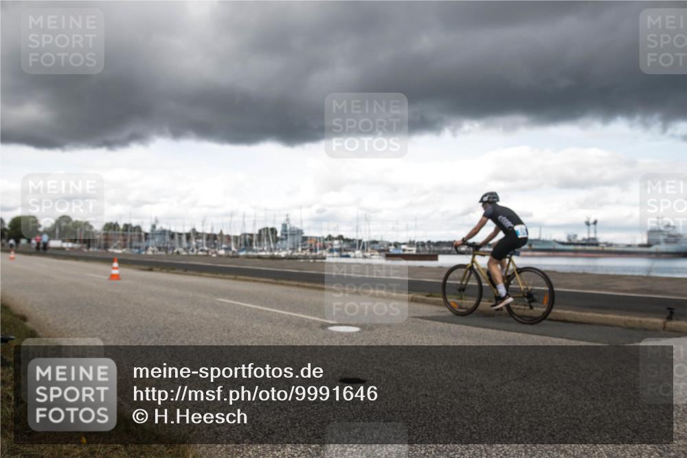 16.08.2026 - KN Förde Triathlon 2026 H.Heesch http://msf.ph/oto/9991646 16.08.2026 13:27:38 Radfahren 586 meine-sportfotos.de