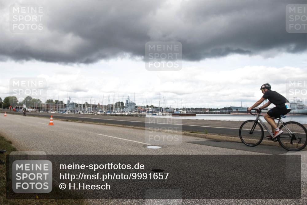 16.08.2026 - KN Förde Triathlon 2026 H.Heesch http://msf.ph/oto/9991657 16.08.2026 13:29:21 Radfahren 597 meine-sportfotos.de