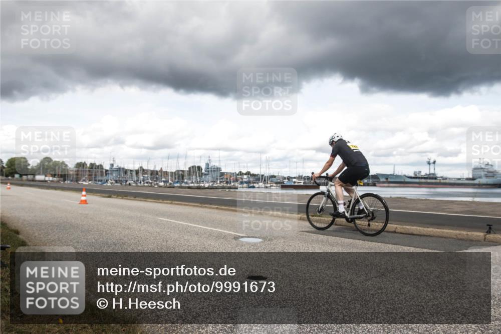 16.08.2026 - KN Förde Triathlon 2026 H.Heesch http://msf.ph/oto/9991673 16.08.2026 13:31:48 Radfahren  meine-sportfotos.de