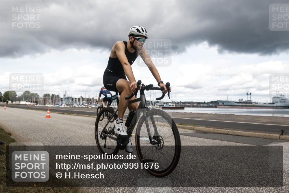 16.08.2026 - KN Förde Triathlon 2026 H.Heesch http://msf.ph/oto/9991676 16.08.2026 13:32:07 Radfahren  meine-sportfotos.de
