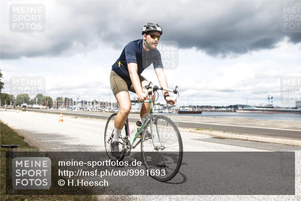 16.08.2026 - KN Förde Triathlon 2026 H.Heesch http://msf.ph/oto/9991693 16.08.2026 13:33:49 Radfahren  meine-sportfotos.de