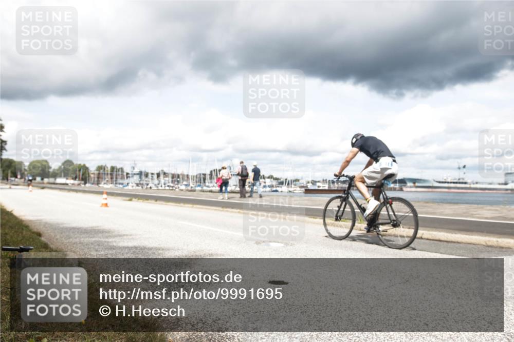 16.08.2026 - KN Förde Triathlon 2026 H.Heesch http://msf.ph/oto/9991695 16.08.2026 13:34:09 Radfahren 739 meine-sportfotos.de
