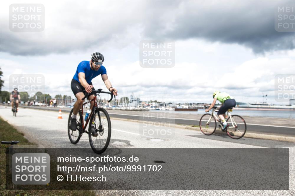 16.08.2026 - KN Förde Triathlon 2026 H.Heesch http://msf.ph/oto/9991702 16.08.2026 13:35:05 Radfahren  meine-sportfotos.de