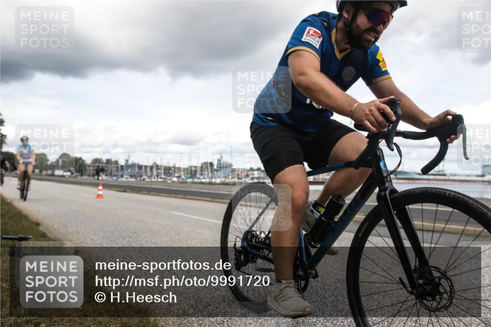 16.08.2026 - KN Förde Triathlon 2026 H.Heesch http://msf.ph/oto/9991720 16.08.2026 13:38:25 Radfahren  meine-sportfotos.de