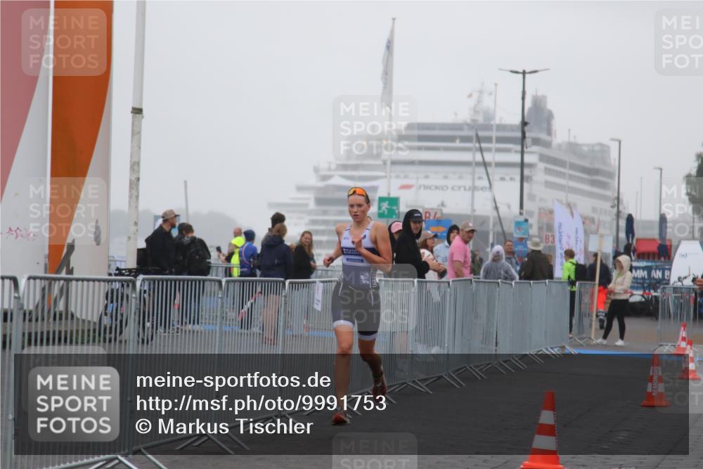 16.08.2026 - KN Förde Triathlon 2026 Markus Tischler http://msf.ph/oto/9991753 16.08.2026 09:50:15 Ziel  meine-sportfotos.de