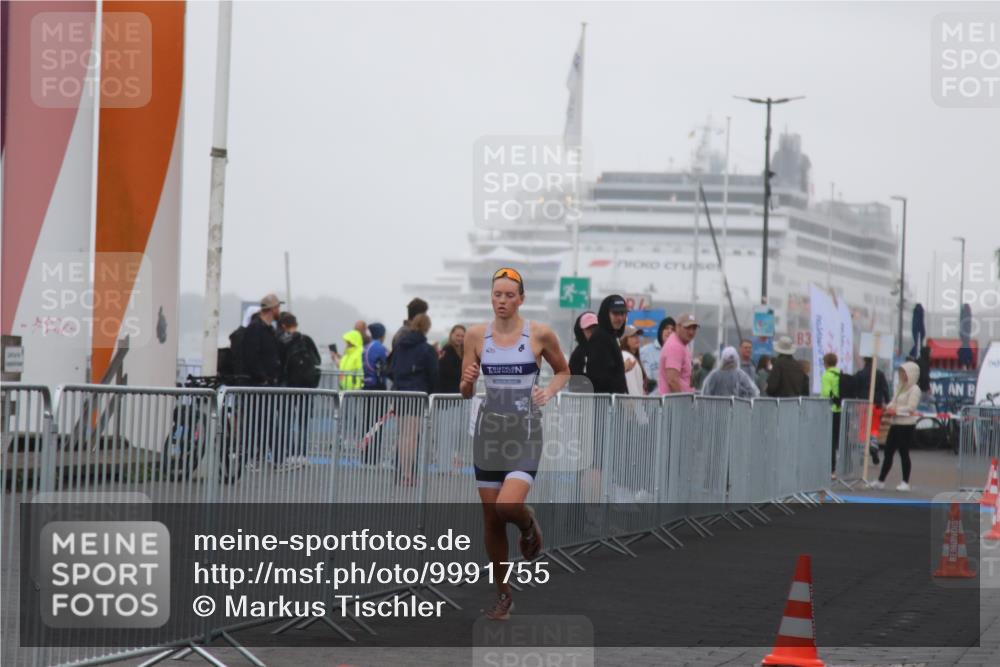 16.08.2026 - KN Förde Triathlon 2026 Markus Tischler http://msf.ph/oto/9991755 16.08.2026 09:50:15 Ziel  meine-sportfotos.de