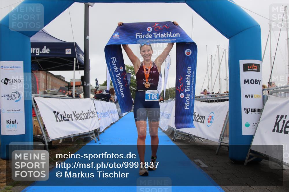 16.08.2026 - KN Förde Triathlon 2026 Markus Tischler http://msf.ph/oto/9991837 16.08.2026 10:07:13 Ziel  meine-sportfotos.de