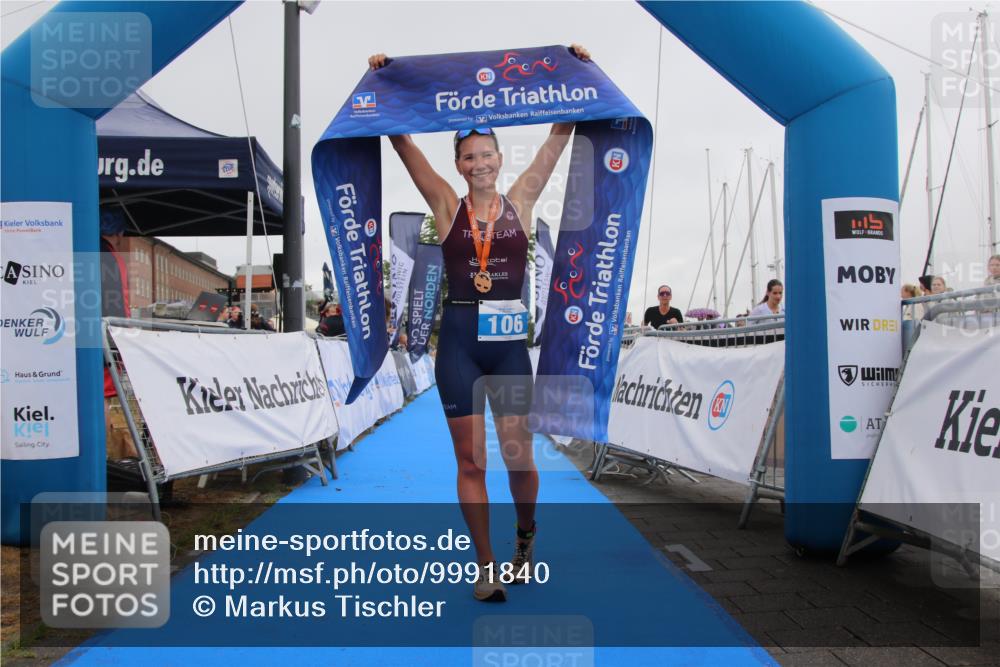 16.08.2026 - KN Förde Triathlon 2026 Markus Tischler http://msf.ph/oto/9991840 16.08.2026 10:07:14 Ziel  meine-sportfotos.de