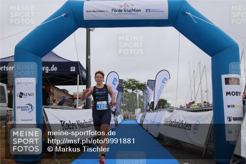 16.08.2026 - KN Förde Triathlon 2026 Markus Tischler http://msf.ph/oto/9991881 16.08.2026 10:12:29 Ziel 102, 102 meine-sportfotos.de