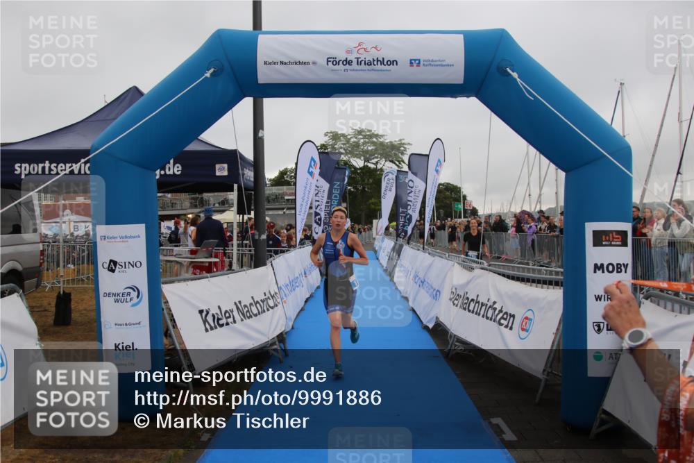 16.08.2026 - KN Förde Triathlon 2026 Markus Tischler http://msf.ph/oto/9991886 16.08.2026 10:13:35 Ziel 105, 105 meine-sportfotos.de