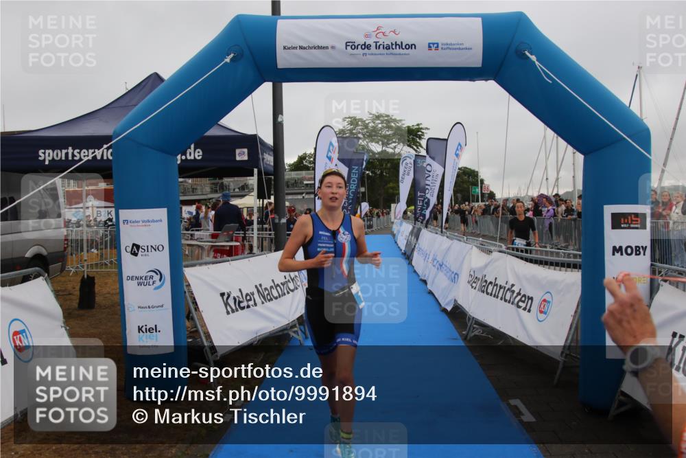 16.08.2026 - KN Förde Triathlon 2026 Markus Tischler http://msf.ph/oto/9991894 16.08.2026 10:13:36 Ziel 105, 105 meine-sportfotos.de