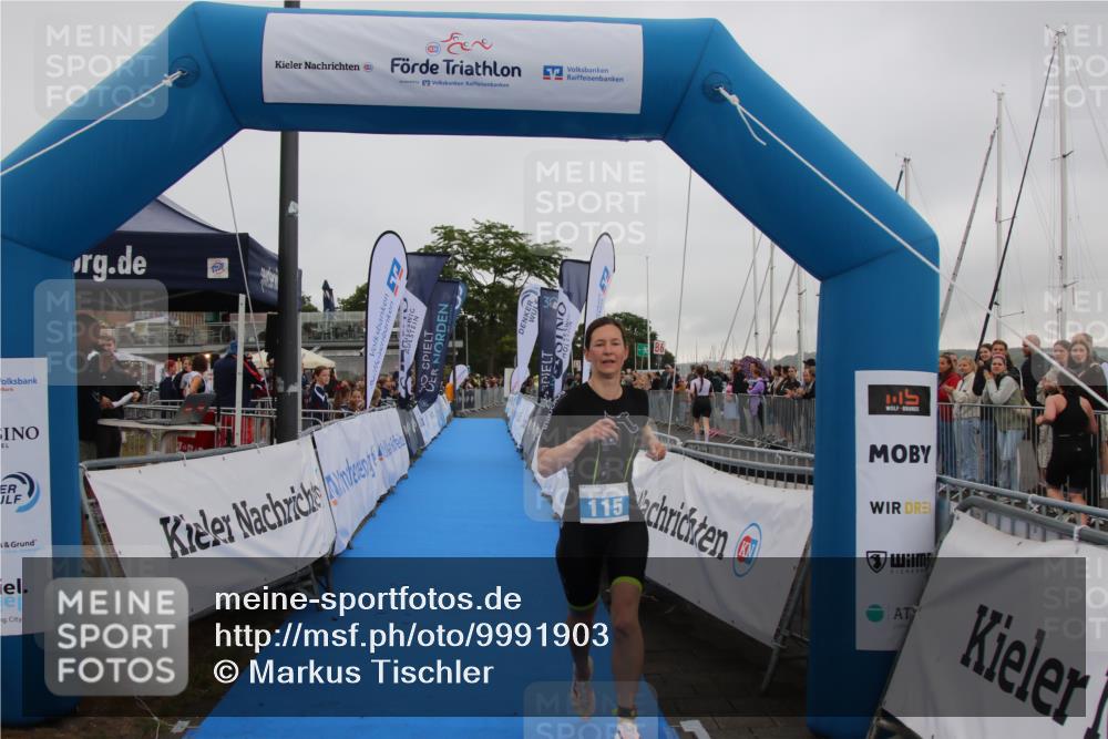 16.08.2026 - KN Förde Triathlon 2026 Markus Tischler http://msf.ph/oto/9991903 16.08.2026 10:13:58 Ziel 115, 115 meine-sportfotos.de