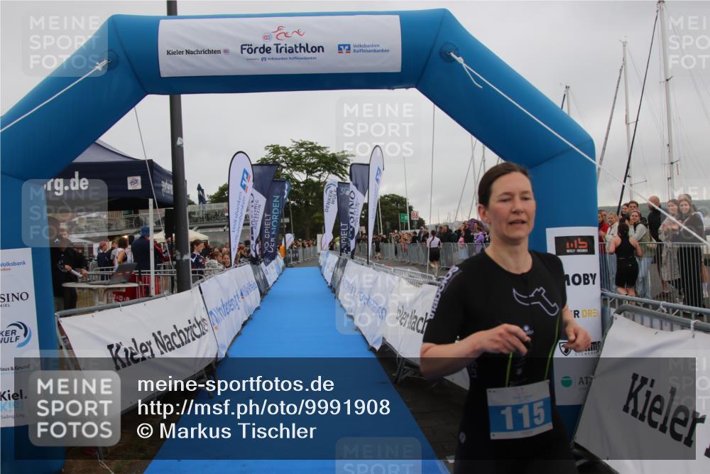 16.08.2026 - KN Förde Triathlon 2026 Markus Tischler http://msf.ph/oto/9991908 16.08.2026 10:13:59 Ziel 115, 115 meine-sportfotos.de