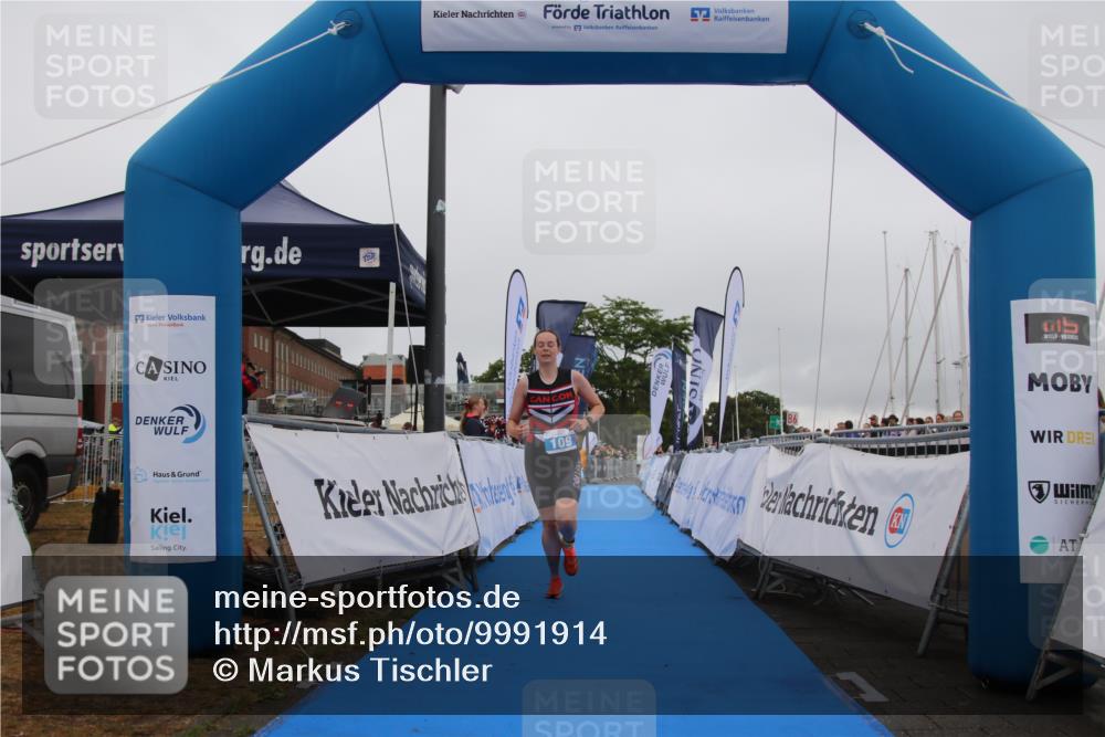 16.08.2026 - KN Förde Triathlon 2026 Markus Tischler http://msf.ph/oto/9991914 16.08.2026 10:17:16 Ziel 109, 109 meine-sportfotos.de