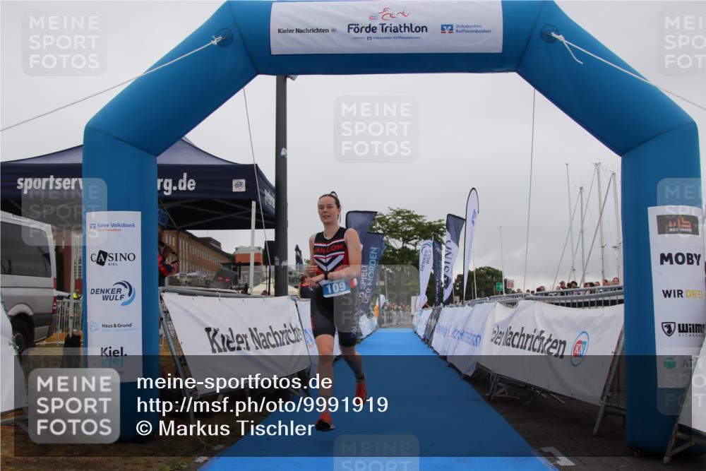 16.08.2026 - KN Förde Triathlon 2026 Markus Tischler http://msf.ph/oto/9991919 16.08.2026 10:17:17 Ziel 109, 109 meine-sportfotos.de