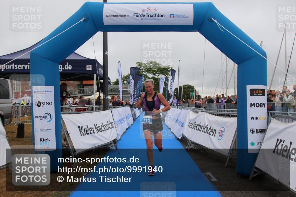 16.08.2026 - KN Förde Triathlon 2026 Markus Tischler http://msf.ph/oto/9991940 16.08.2026 10:18:42 Ziel 113, 113 meine-sportfotos.de