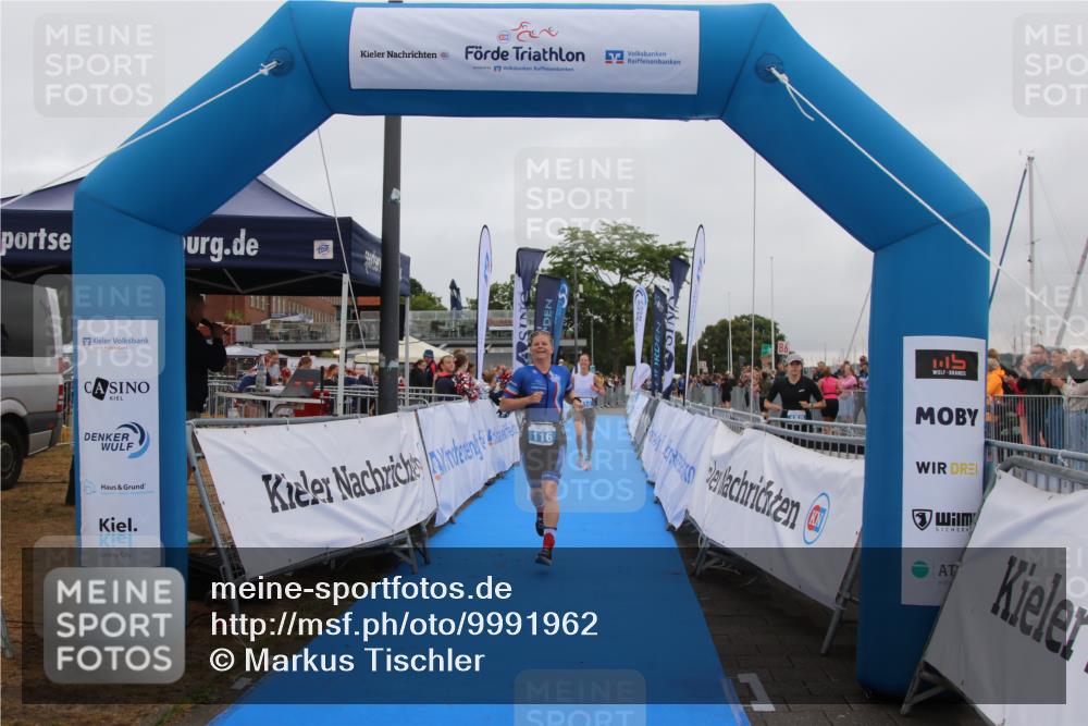16.08.2026 - KN Förde Triathlon 2026 Markus Tischler http://msf.ph/oto/9991962 16.08.2026 10:21:30 Ziel 110, 116, 110, 116 meine-sportfotos.de