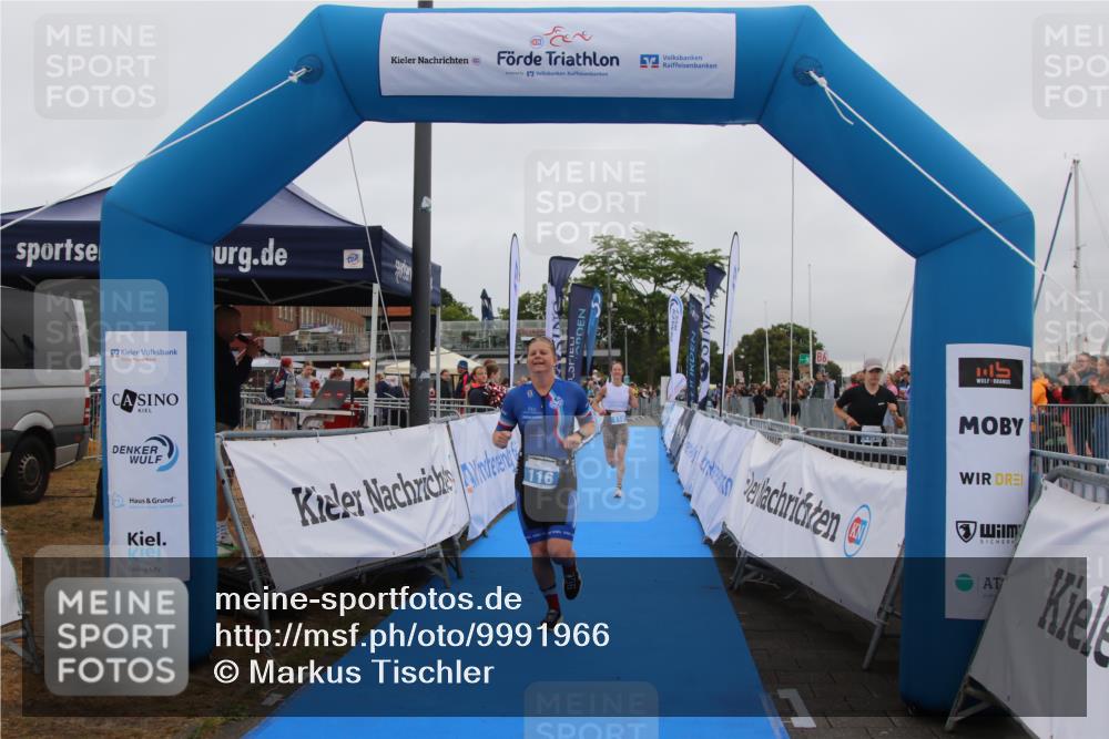 16.08.2026 - KN Förde Triathlon 2026 Markus Tischler http://msf.ph/oto/9991966 16.08.2026 10:21:31 Ziel 110, 116, 110, 116 meine-sportfotos.de