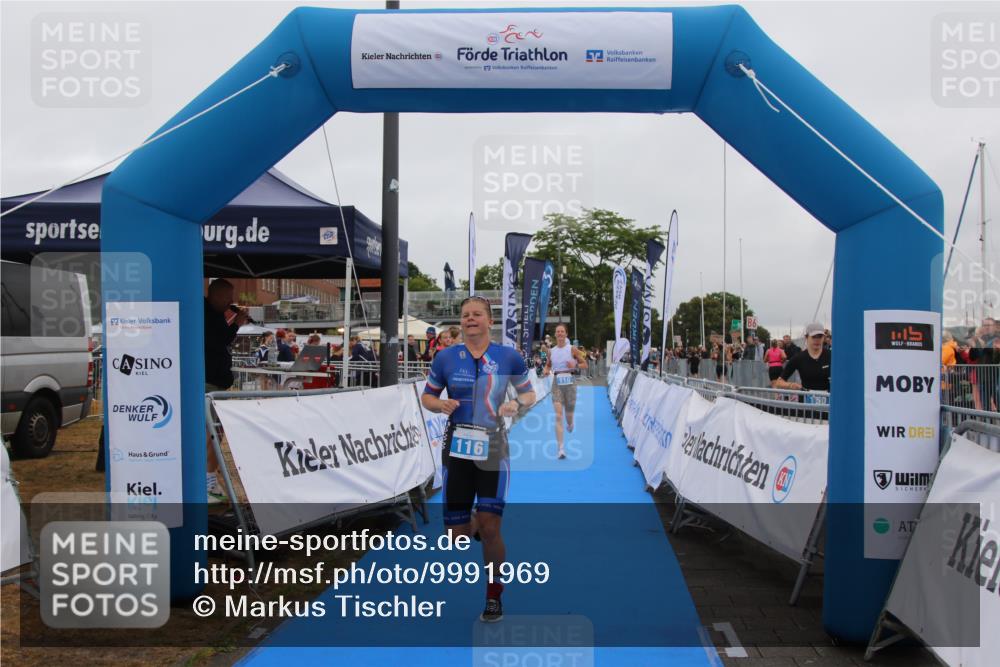 16.08.2026 - KN Förde Triathlon 2026 Markus Tischler http://msf.ph/oto/9991969 16.08.2026 10:21:31 Ziel 110, 116, 110, 116 meine-sportfotos.de