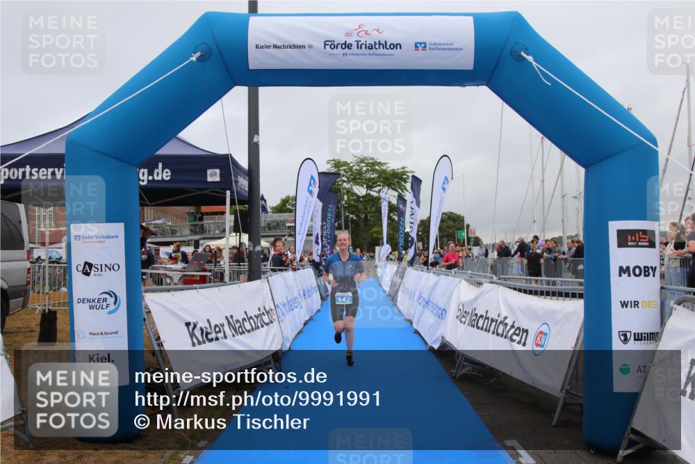 16.08.2026 - KN Förde Triathlon 2026 Markus Tischler http://msf.ph/oto/9991991 16.08.2026 10:22:50 Ziel 142, 149, 142, 149 meine-sportfotos.de