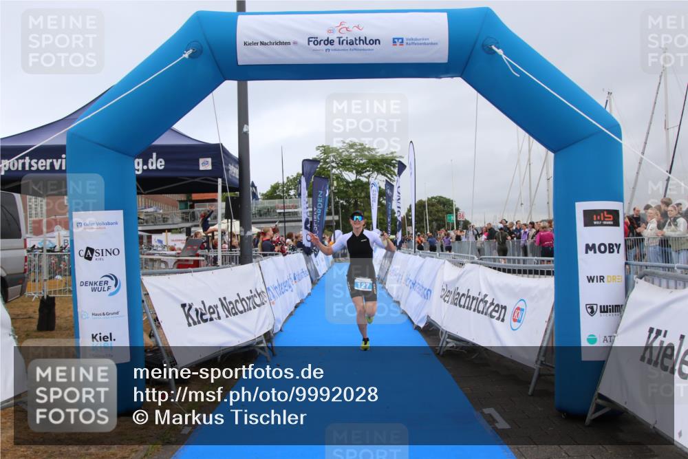 16.08.2026 - KN Förde Triathlon 2026 Markus Tischler http://msf.ph/oto/9992028 16.08.2026 10:24:53 Ziel 127, 127 meine-sportfotos.de