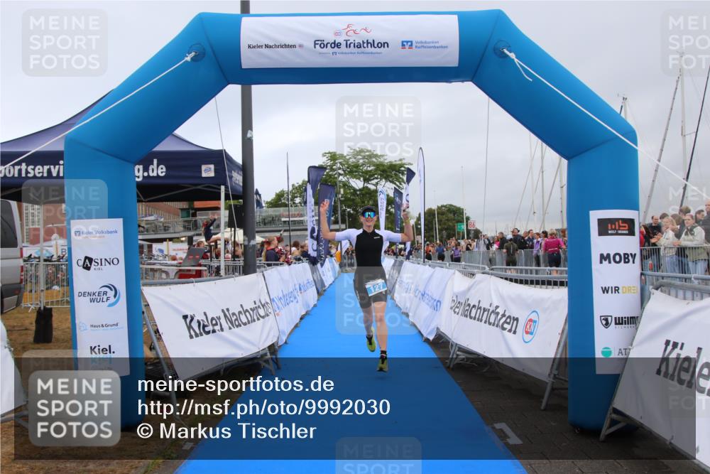 16.08.2026 - KN Förde Triathlon 2026 Markus Tischler http://msf.ph/oto/9992030 16.08.2026 10:24:53 Ziel 127, 127 meine-sportfotos.de