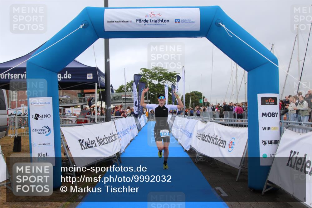 16.08.2026 - KN Förde Triathlon 2026 Markus Tischler http://msf.ph/oto/9992032 16.08.2026 10:24:53 Ziel 127, 127 meine-sportfotos.de