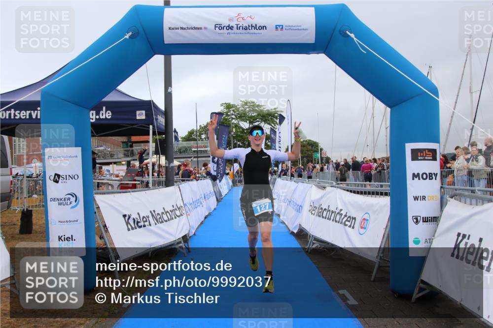 16.08.2026 - KN Förde Triathlon 2026 Markus Tischler http://msf.ph/oto/9992037 16.08.2026 10:24:54 Ziel 127, 127 meine-sportfotos.de