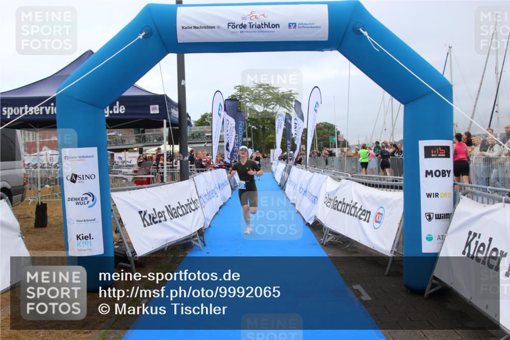 16.08.2026 - KN Förde Triathlon 2026 Markus Tischler http://msf.ph/oto/9992065 16.08.2026 10:26:40 Ziel 122, 130, 122, 130 meine-sportfotos.de