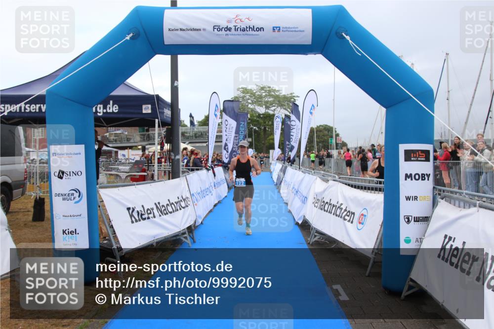 16.08.2026 - KN Förde Triathlon 2026 Markus Tischler http://msf.ph/oto/9992075 16.08.2026 10:26:47 Ziel 122, 130, 122, 130 meine-sportfotos.de