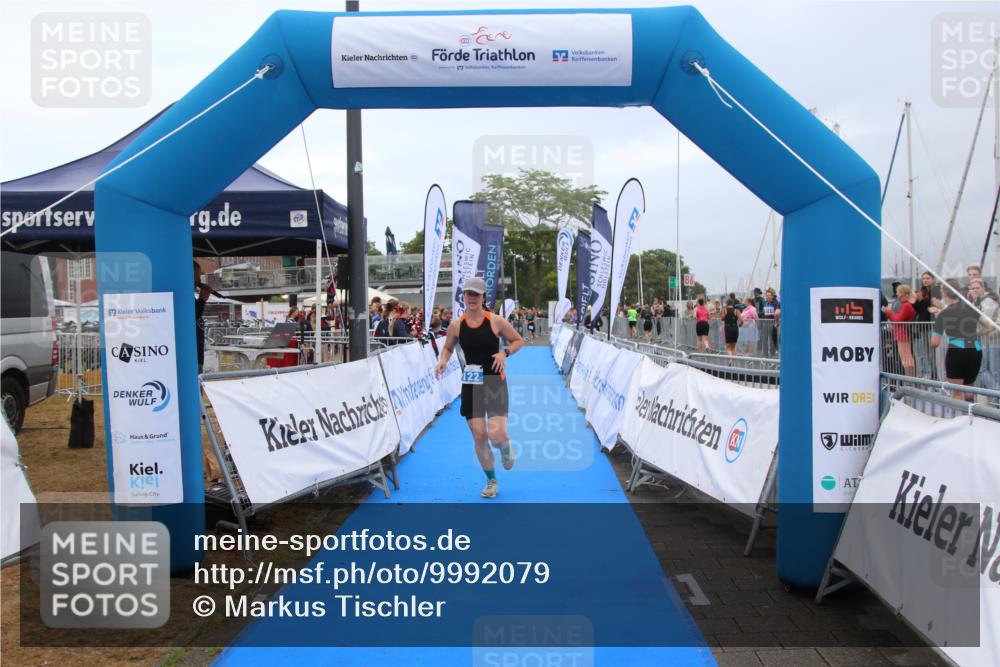 16.08.2026 - KN Förde Triathlon 2026 Markus Tischler http://msf.ph/oto/9992079 16.08.2026 10:26:47 Ziel 122, 130, 122, 130 meine-sportfotos.de