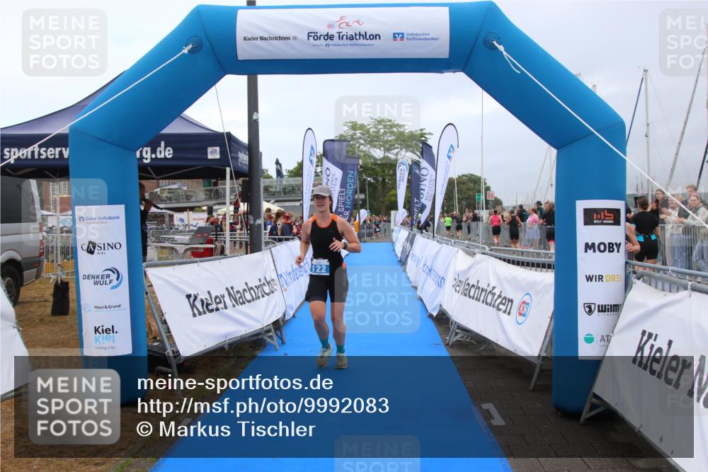 16.08.2026 - KN Förde Triathlon 2026 Markus Tischler http://msf.ph/oto/9992083 16.08.2026 10:26:47 Ziel 122, 130, 122, 130 meine-sportfotos.de