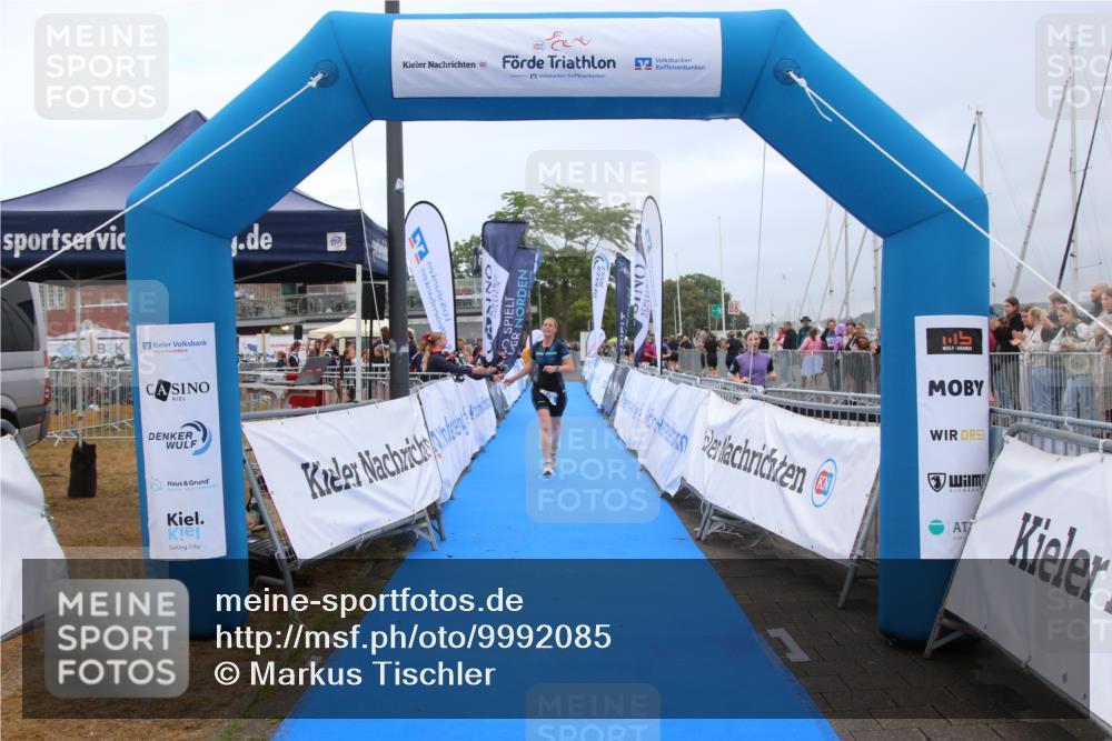 16.08.2026 - KN Förde Triathlon 2026 Markus Tischler http://msf.ph/oto/9992085 16.08.2026 10:26:59 Ziel 148, 148 meine-sportfotos.de