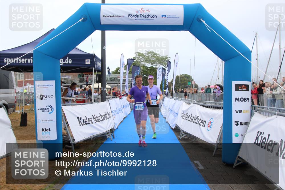 16.08.2026 - KN Förde Triathlon 2026 Markus Tischler http://msf.ph/oto/9992128 16.08.2026 10:28:04 Ziel 129, 140, 225, 129, 140, 225 meine-sportfotos.de