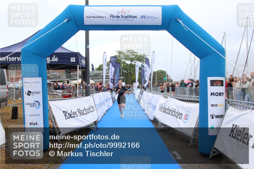 16.08.2026 - KN Förde Triathlon 2026 Markus Tischler http://msf.ph/oto/9992166 16.08.2026 10:28:30 Ziel 107, 117, 107, 117 meine-sportfotos.de