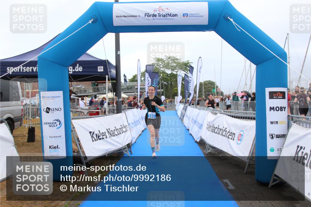 16.08.2026 - KN Förde Triathlon 2026 Markus Tischler http://msf.ph/oto/9992186 16.08.2026 10:28:37 Ziel 107, 117, 107, 117 meine-sportfotos.de
