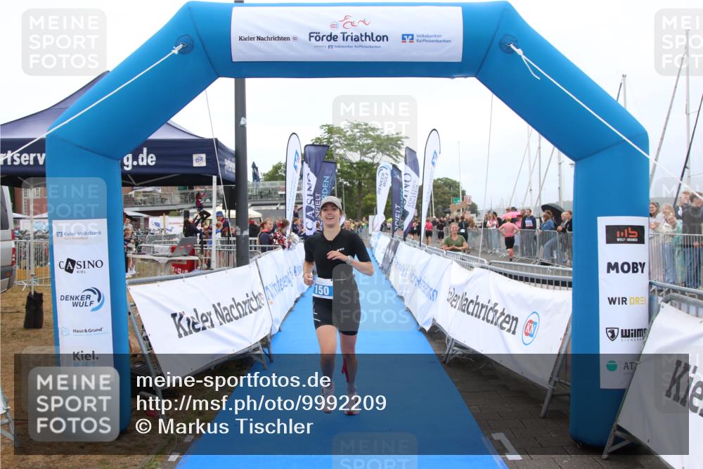 16.08.2026 - KN Förde Triathlon 2026 Markus Tischler http://msf.ph/oto/9992209 16.08.2026 10:30:17 Ziel 147, 150, 154, 147, 150, 154 meine-sportfotos.de