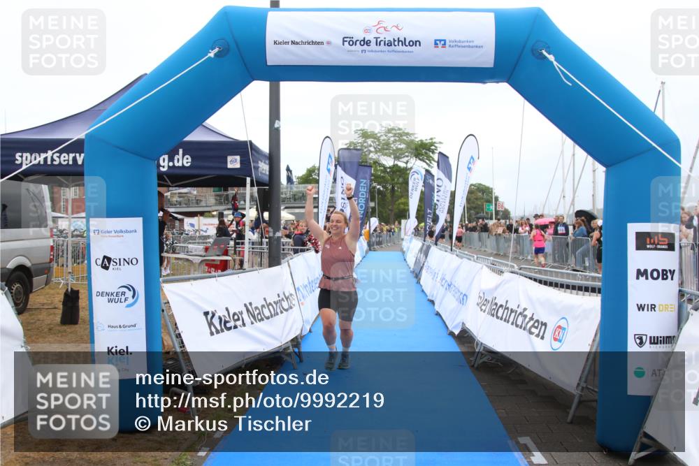 16.08.2026 - KN Förde Triathlon 2026 Markus Tischler http://msf.ph/oto/9992219 16.08.2026 10:30:24 Ziel 147, 150, 154, 147, 150, 154 meine-sportfotos.de