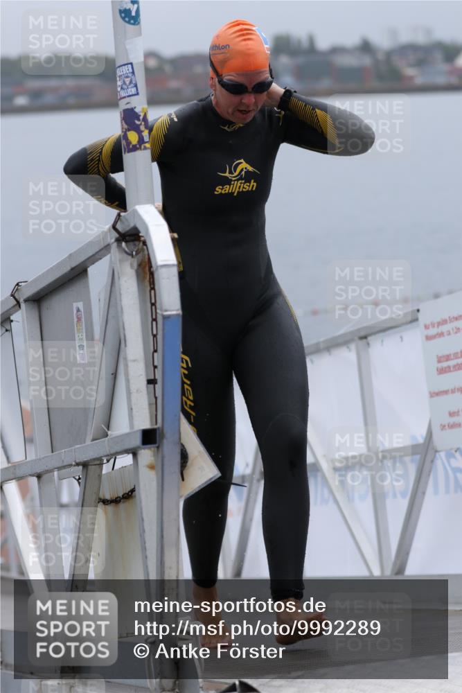 16.08.2026 - KN Förde Triathlon 2026 Antke Förster http://msf.ph/oto/9992289 16.08.2026 09:10:29 Schwimmen 121, 107, 110, 115, 121 meine-sportfotos.de