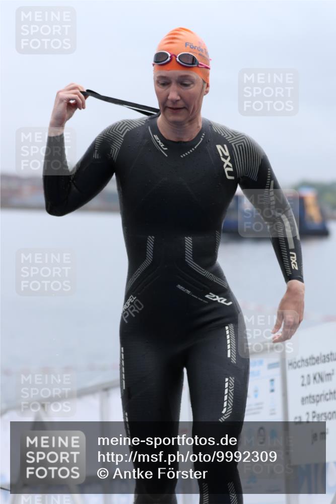 16.08.2026 - KN Förde Triathlon 2026 Antke Förster http://msf.ph/oto/9992309 16.08.2026 09:10:51 Schwimmen 107, 110, 115, 121, 1, 112, 113, 115, 118, 119 meine-sportfotos.de