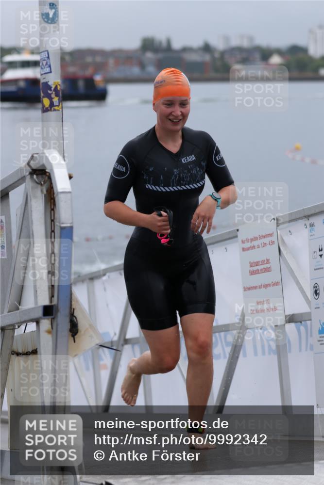 16.08.2026 - KN Förde Triathlon 2026 Antke Förster http://msf.ph/oto/9992342 16.08.2026 09:11:26 Schwimmen 1, 112, 113, 118, 119, 122, 140, 117, 133, 142 meine-sportfotos.de