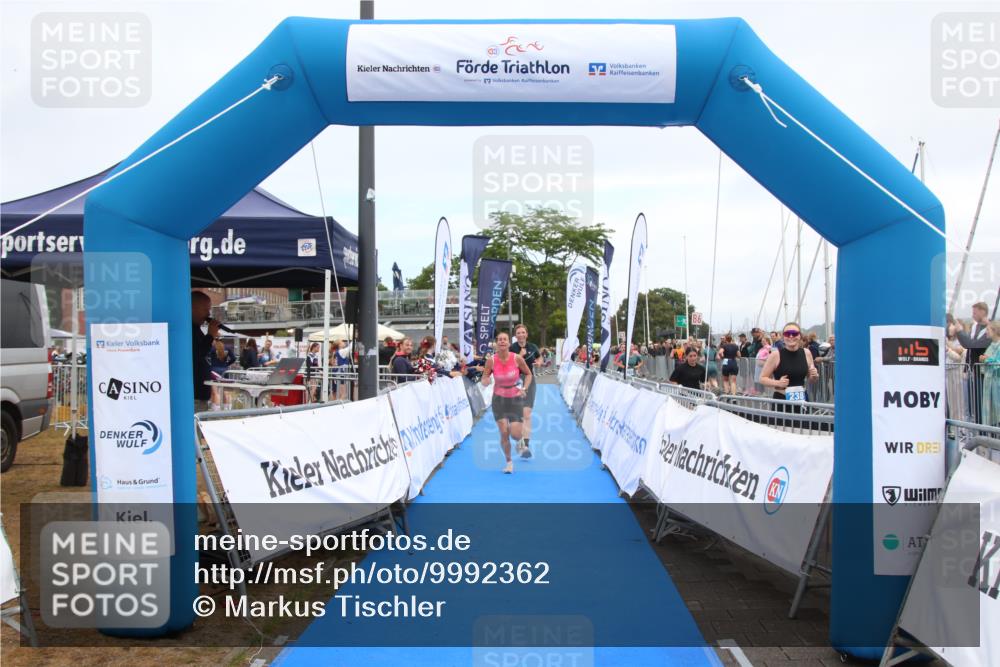 16.08.2026 - KN Förde Triathlon 2026 Markus Tischler http://msf.ph/oto/9992362 16.08.2026 10:32:04 Ziel 145, 185, 186, 189, 195, 198, 537, 145, 185, 186, 189, 195, 198, 537 meine-sportfotos.de