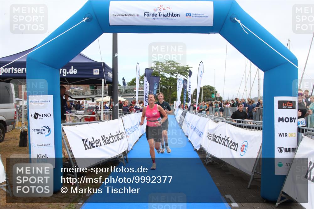 16.08.2026 - KN Förde Triathlon 2026 Markus Tischler http://msf.ph/oto/9992377 16.08.2026 10:32:05 Ziel 145, 185, 186, 189, 195, 198, 537, 145, 185, 186, 189, 195, 198, 537 meine-sportfotos.de