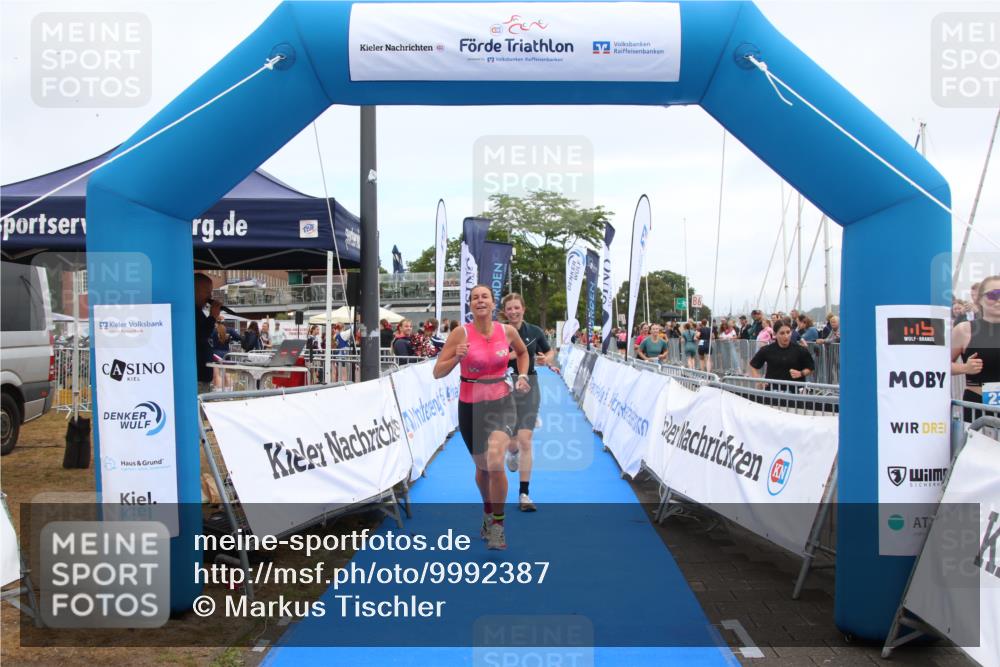 16.08.2026 - KN Förde Triathlon 2026 Markus Tischler http://msf.ph/oto/9992387 16.08.2026 10:32:05 Ziel 145, 185, 186, 189, 195, 198, 537, 145, 185, 186, 189, 195, 198, 537 meine-sportfotos.de