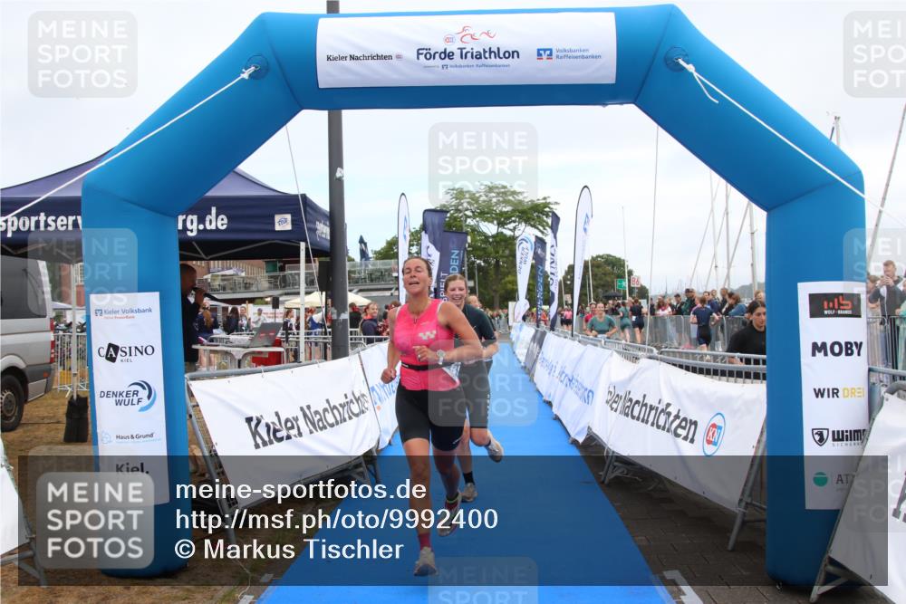 16.08.2026 - KN Förde Triathlon 2026 Markus Tischler http://msf.ph/oto/9992400 16.08.2026 10:32:05 Ziel 145, 185, 186, 189, 195, 198, 537, 145, 185, 186, 189, 195, 198, 537 meine-sportfotos.de