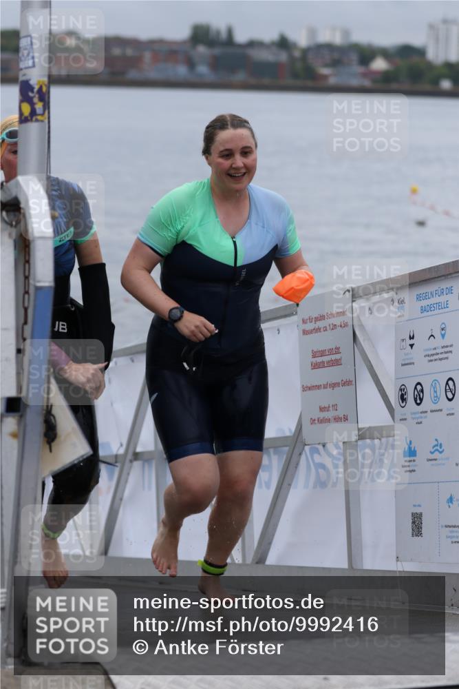 16.08.2026 - KN Förde Triathlon 2026 Antke Förster http://msf.ph/oto/9992416 16.08.2026 09:13:42 Schwimmen 108, 124, 131, 120, 123, 148, 185 meine-sportfotos.de