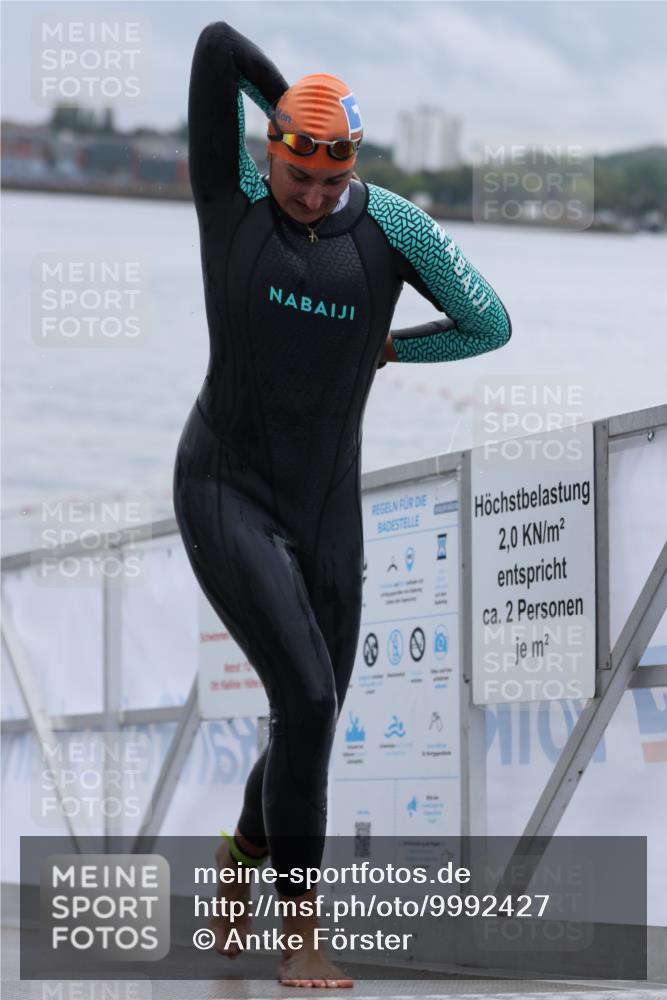 16.08.2026 - KN Förde Triathlon 2026 Antke Förster http://msf.ph/oto/9992427 16.08.2026 09:13:54 Schwimmen 108, 123, 124, 131, 148, 185, 120, 154, 185 meine-sportfotos.de