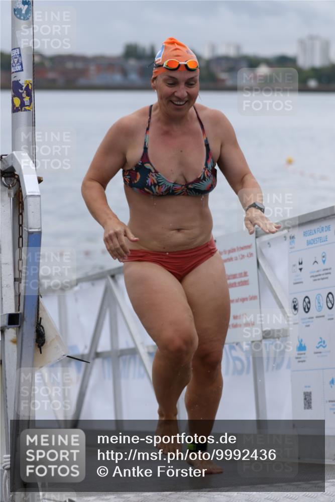 16.08.2026 - KN Förde Triathlon 2026 Antke Förster http://msf.ph/oto/9992436 16.08.2026 09:14:11 Schwimmen 120, 185, 125, 149, 154, 155, 162 meine-sportfotos.de