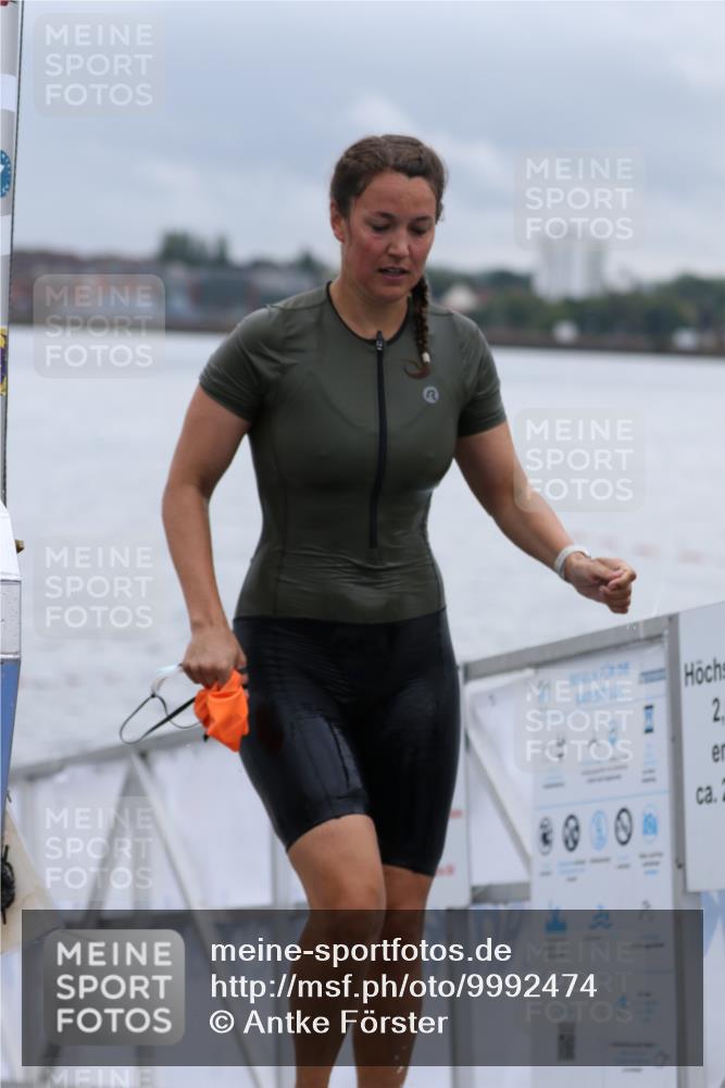16.08.2026 - KN Förde Triathlon 2026 Antke Förster http://msf.ph/oto/9992474 16.08.2026 09:15:05 Schwimmen 147, 158, 159, 135, 145, 150, 153 meine-sportfotos.de