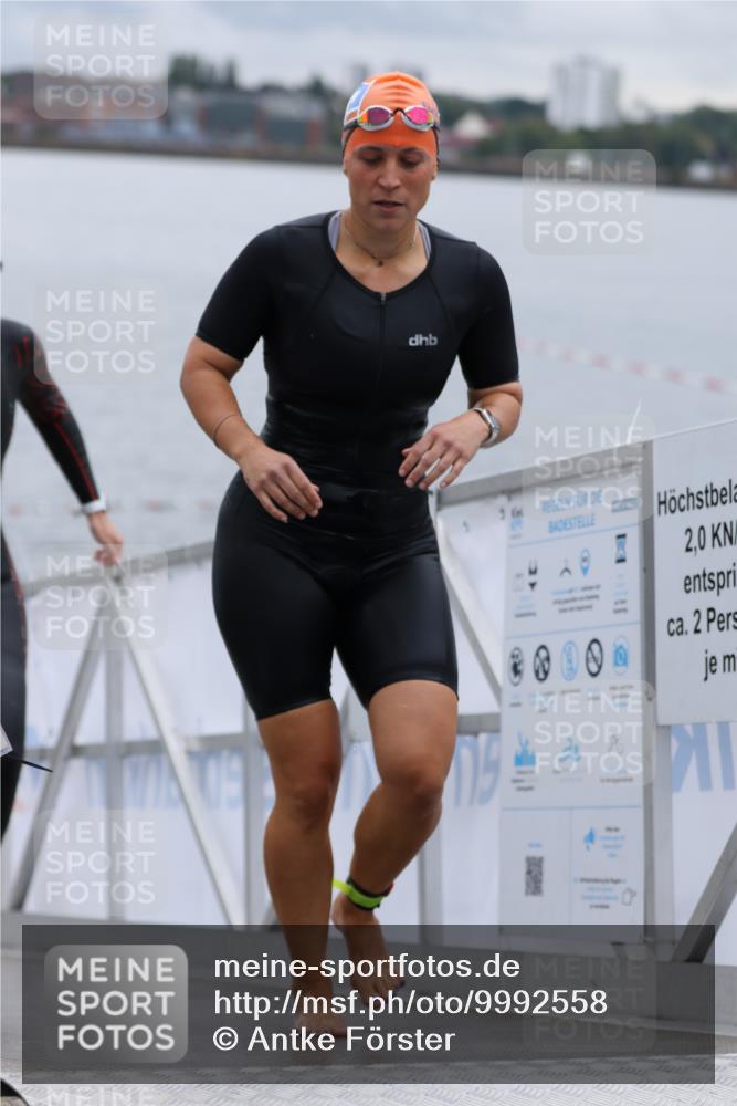16.08.2026 - KN Förde Triathlon 2026 Antke Förster http://msf.ph/oto/9992558 16.08.2026 09:17:18 Schwimmen 138, 166, 177, 180, 186, 103, 139, 172, 174, 187 meine-sportfotos.de